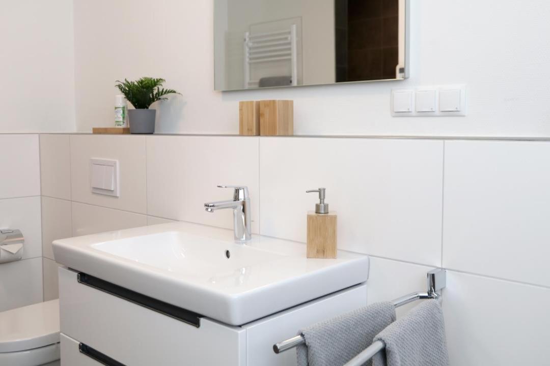Diemelblick Acht - Ferienhaus Fuer 6 Personen Mit Sauna, Garten Und Dachterrasse Mit Panoramablick 헤링하우젠 외부 사진